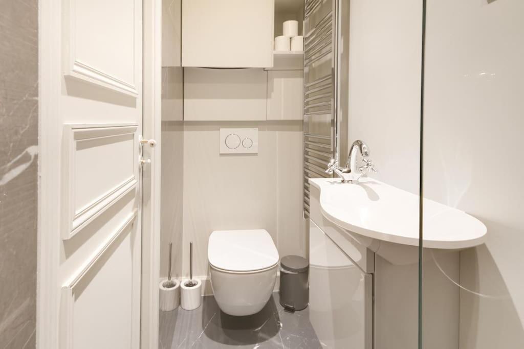 Bright And Gorgeous Flat In The Heart Of Parisアパートメント エクステリア 写真